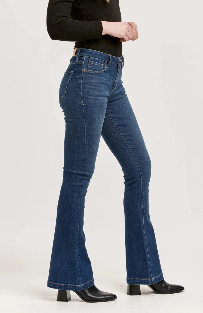 Rosa Flare Jean in Binz